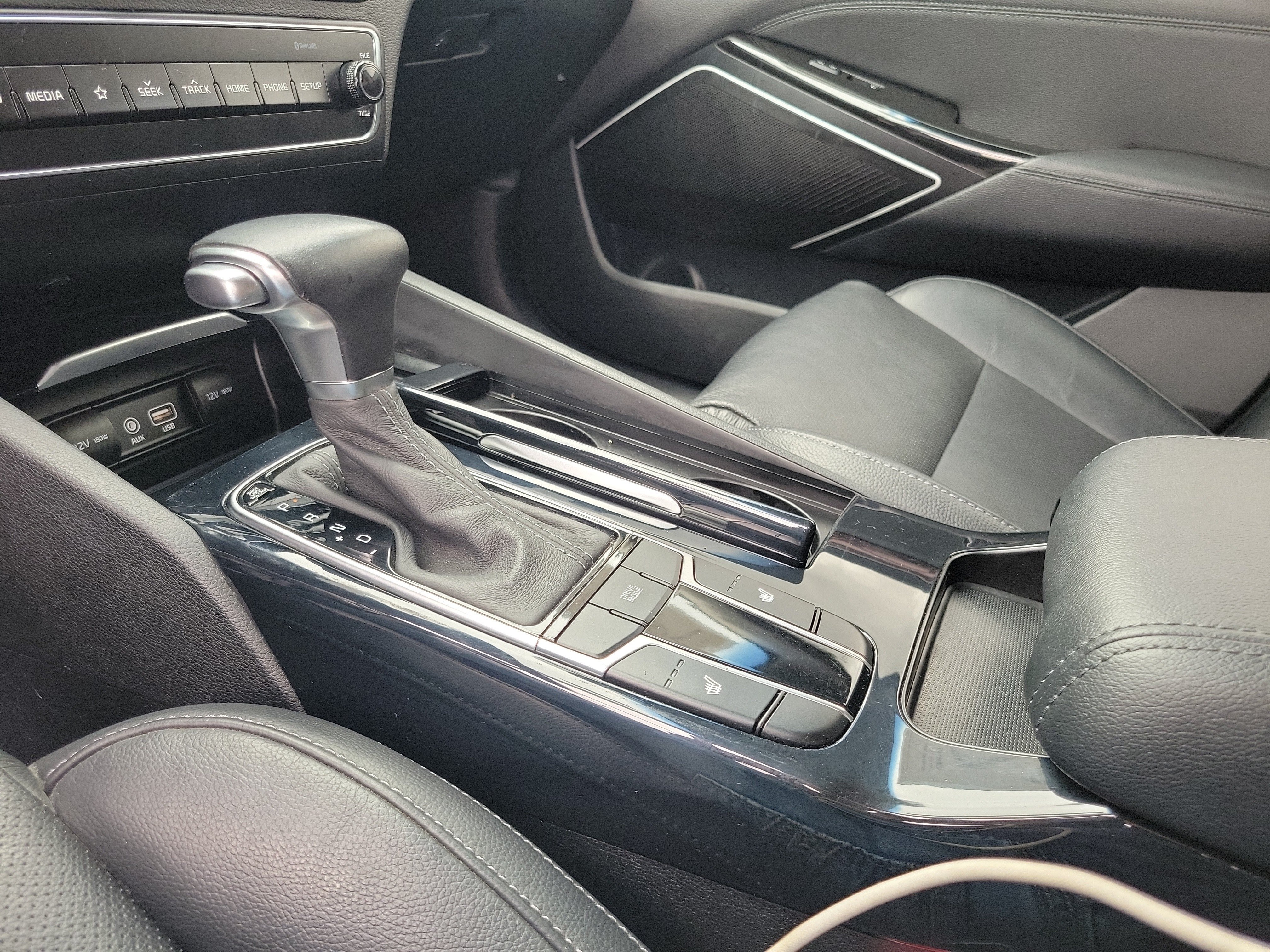 Used 2019 Kia Cadenza Premium FWD image 29