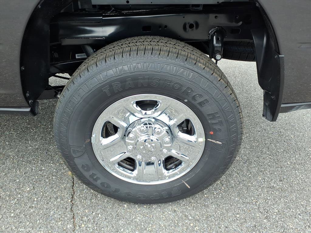 New 2026 RAM 2500 Tradesman w/ Chrome Appearance Group image 9