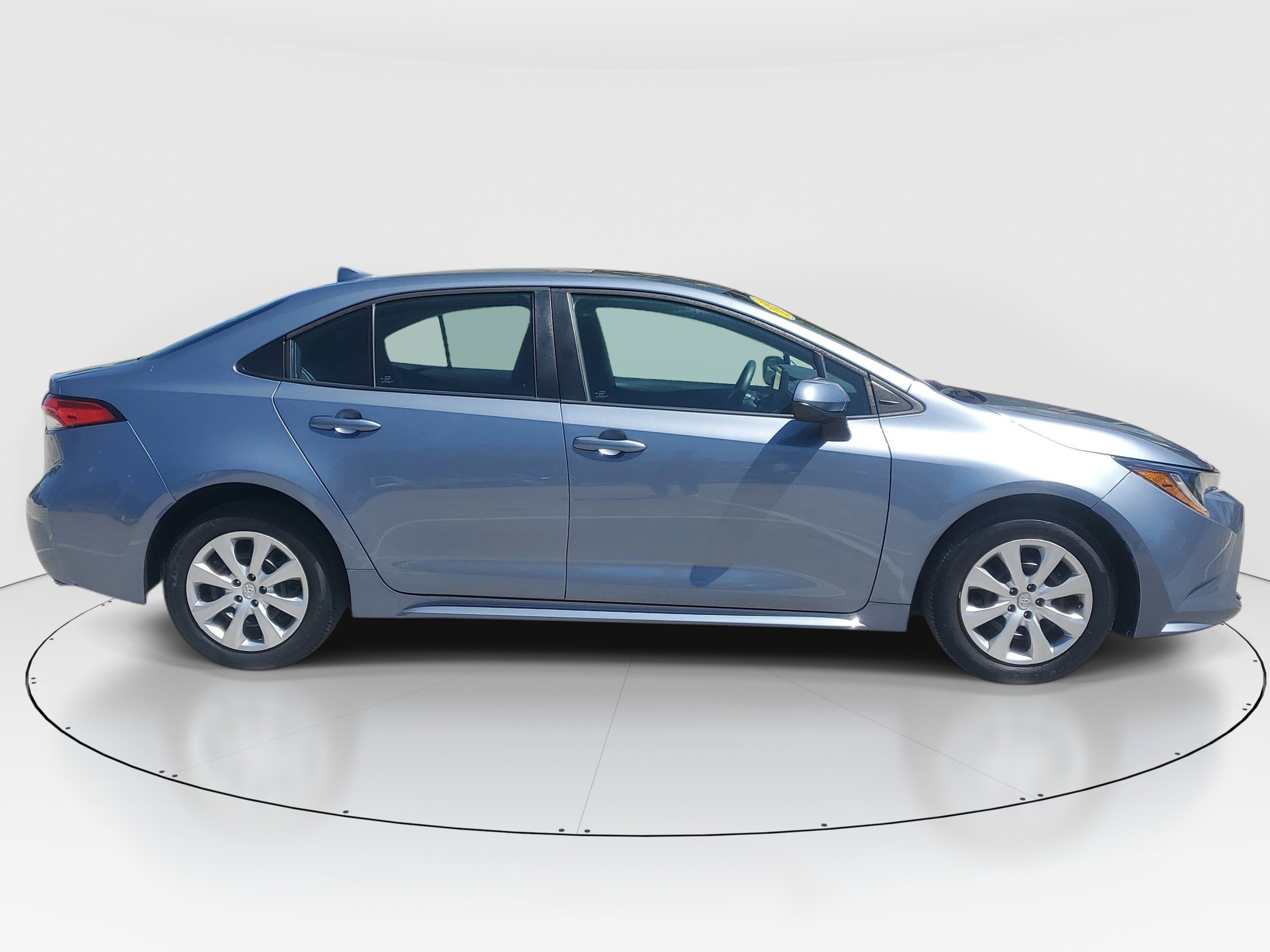 Certified 2024 Toyota Corolla LE FWD image 2