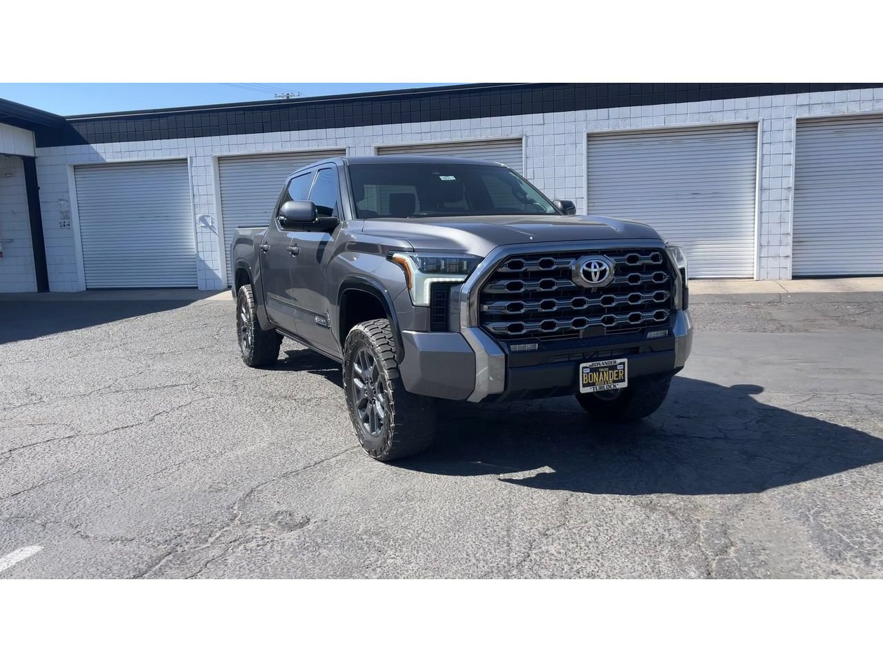 Used 2024 Toyota Tundra Platinum AWD/4WD image 5