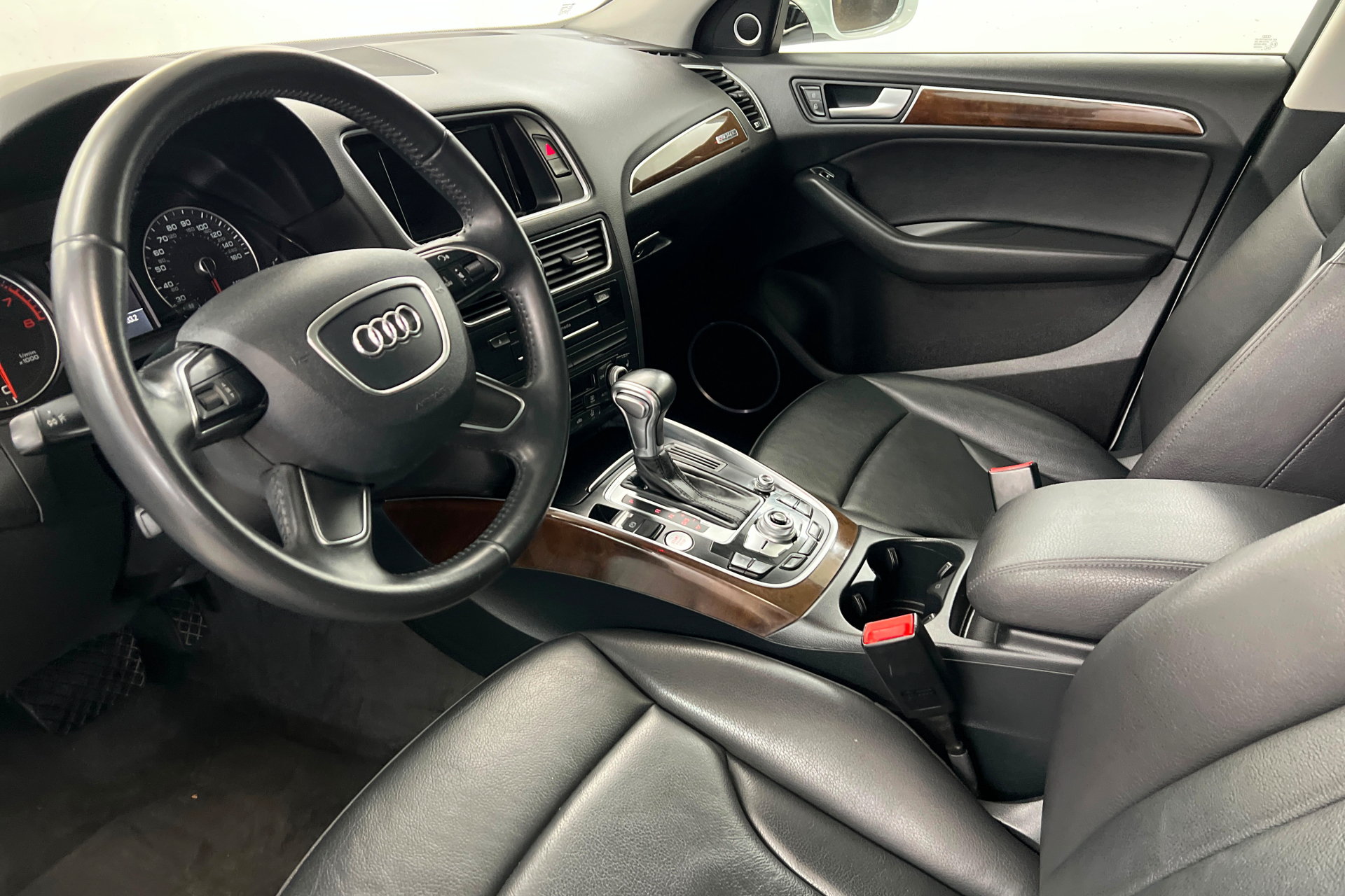Used 2017 Audi Q5 2.0T Premium Plus AWD/4WD image 16