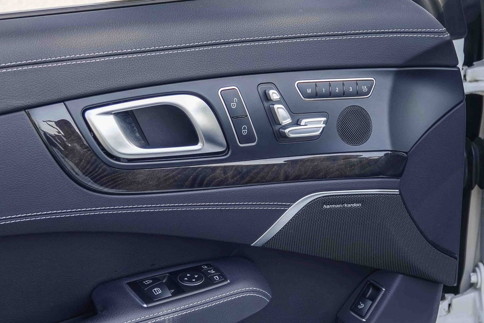 Used 2018 Mercedes-Benz SL 450 image 22