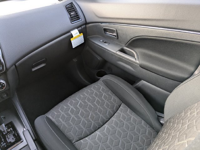 New 2027 Mitsubishi Outlander Sport ES AWD/4WD image 17
