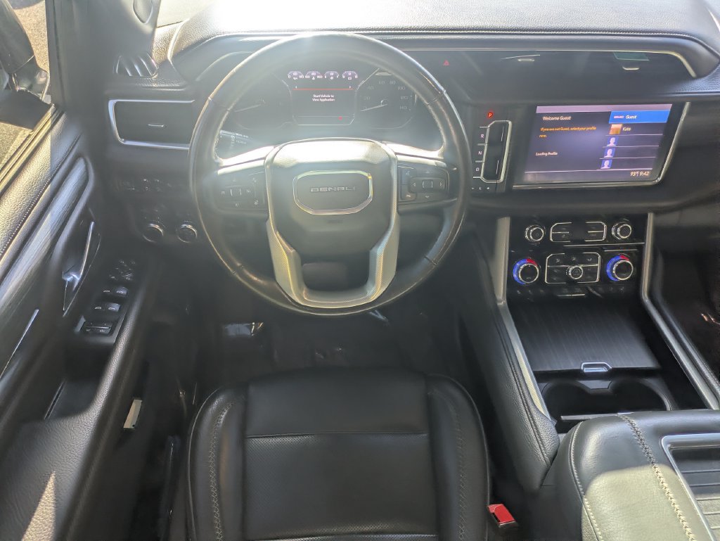 Used 2021 GMC Yukon Denali w/ Denali Premium Package AWD/4WD image 22