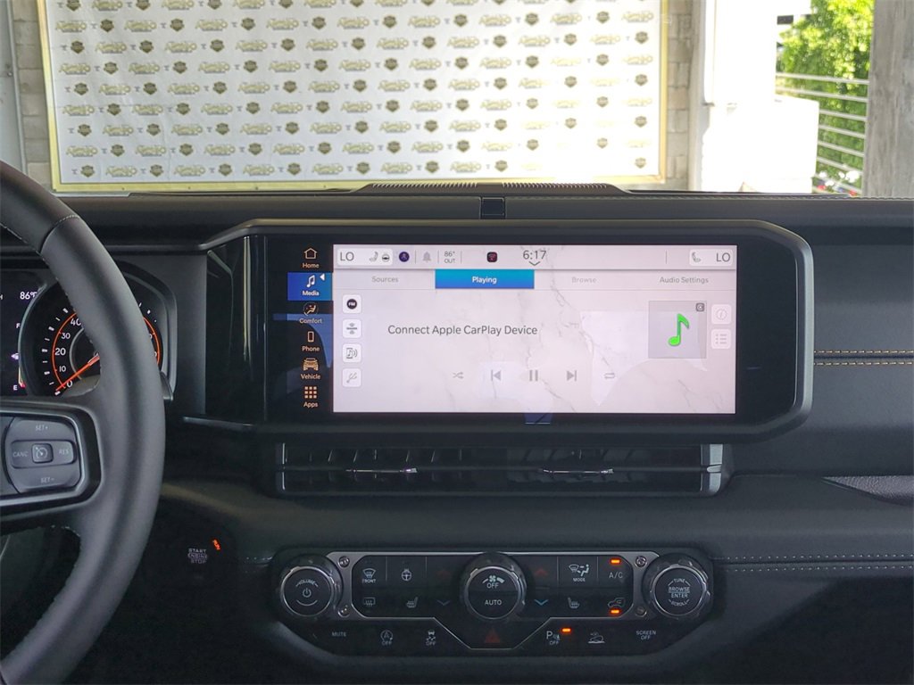 New 2025 Jeep Gladiator Sport image 18