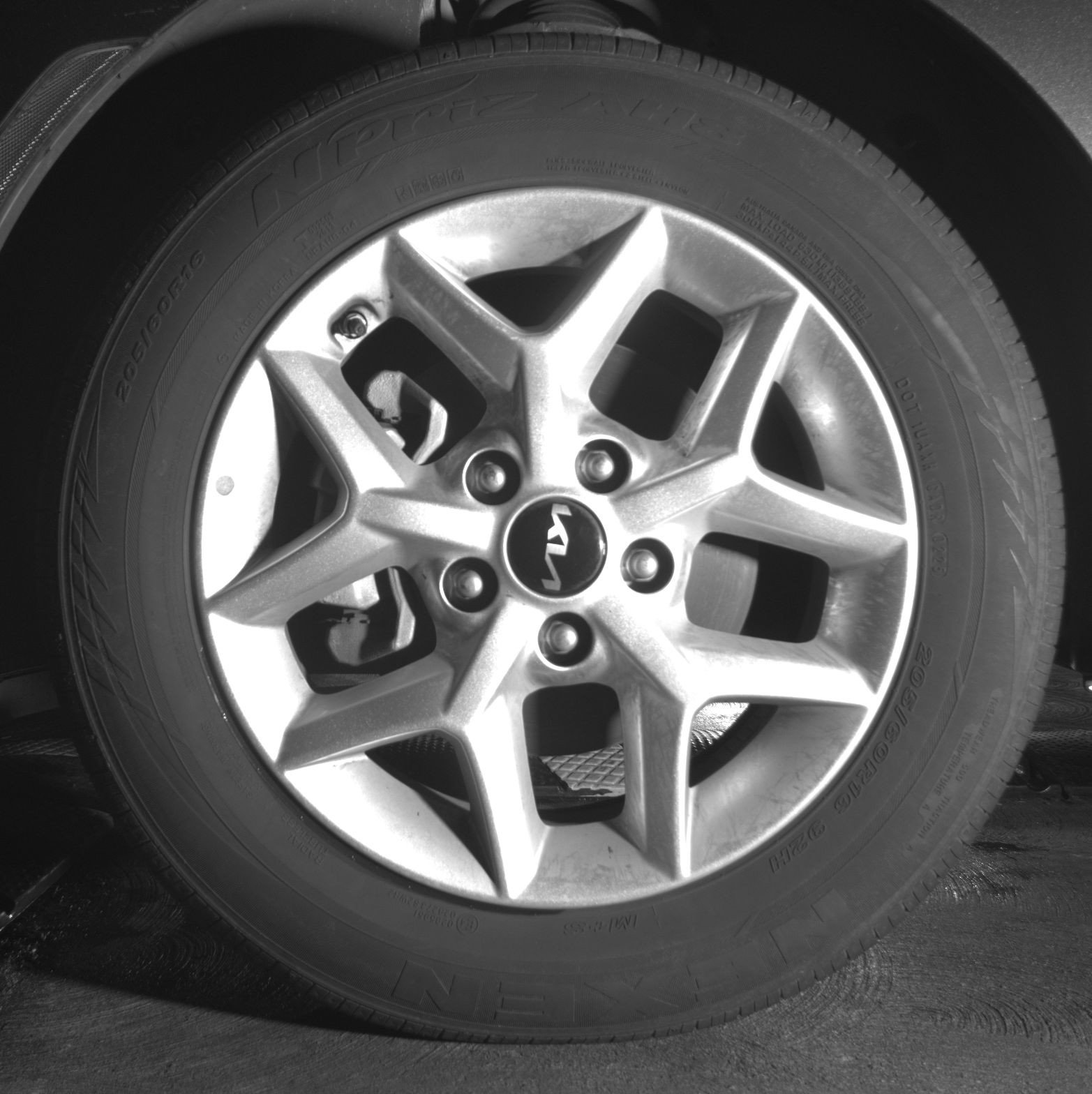 Used 2025 Kia Soul LX w/ LX Technology Package FWD image 12