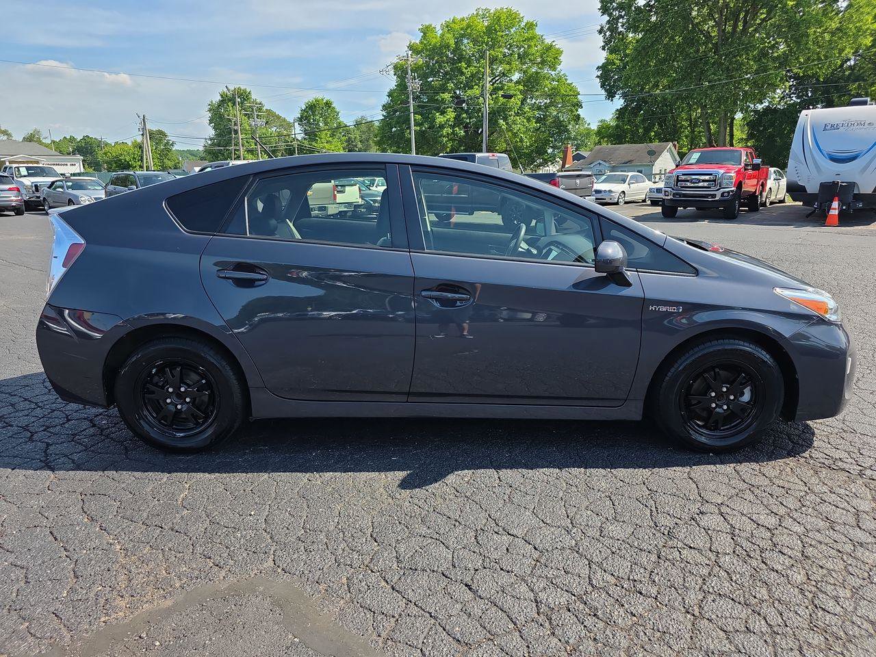 Used 2014 Toyota Prius Two FWD image 21