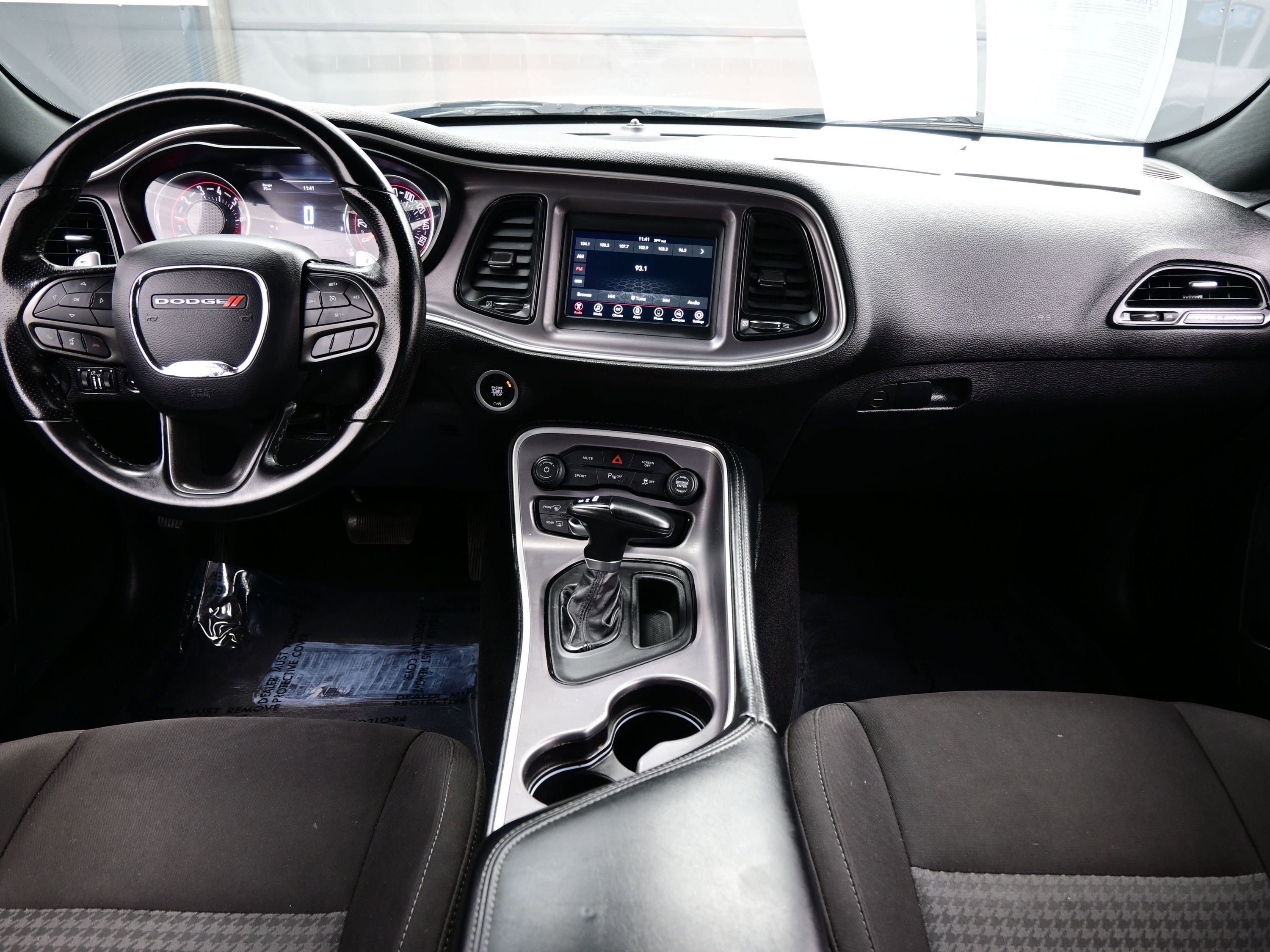 Used 2022 Dodge Challenger GT image 17