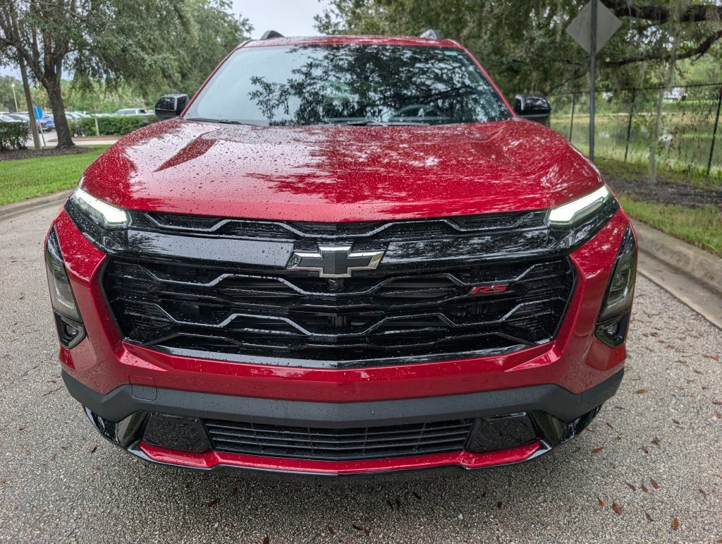 New 2027 Chevrolet Equinox RS w/ Safety and Technology Package FWD image 2