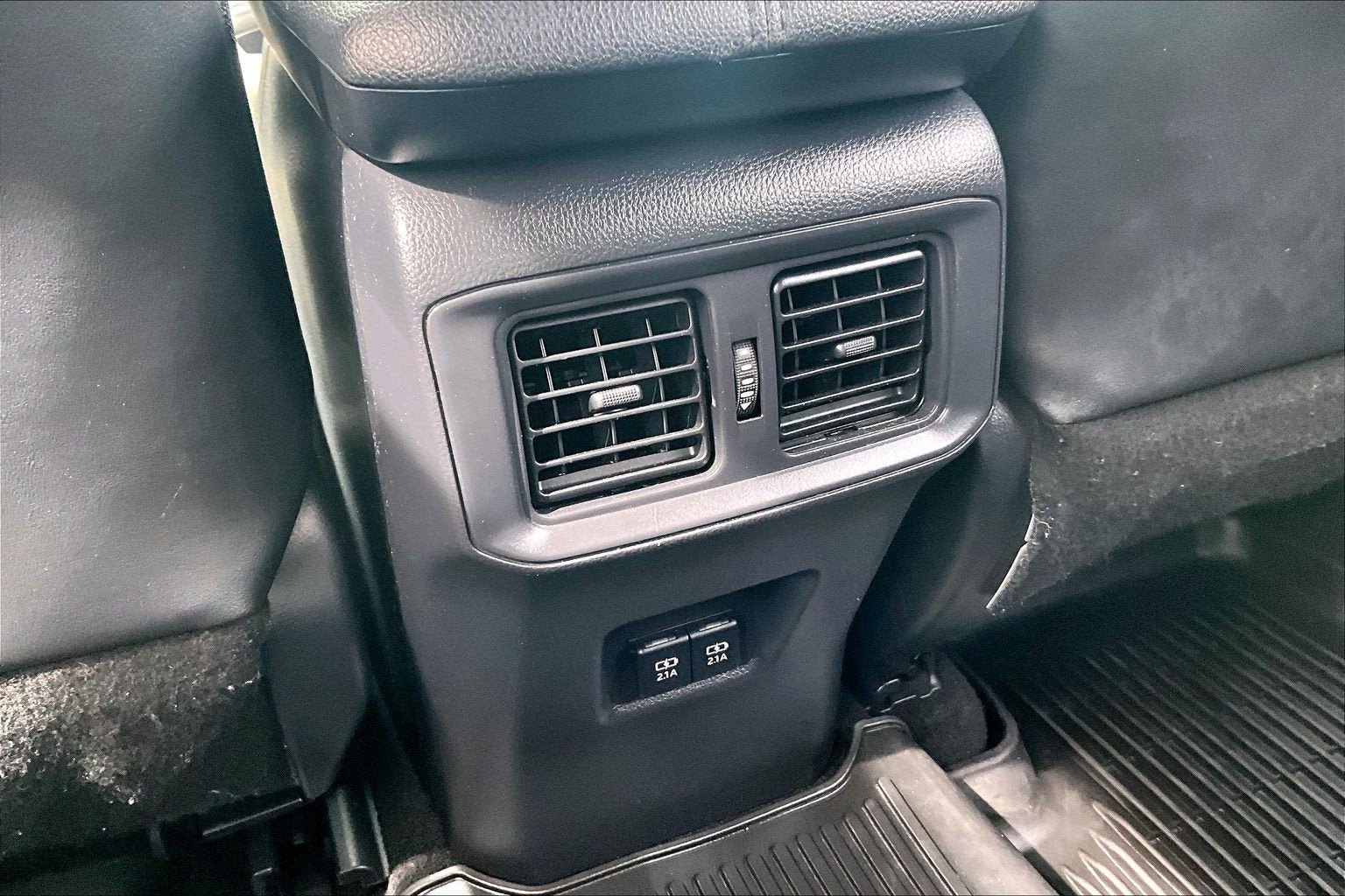 Used 2019 Toyota RAV4 XLE Premium w/ All Weather Liner Package AWD/4WD image 33