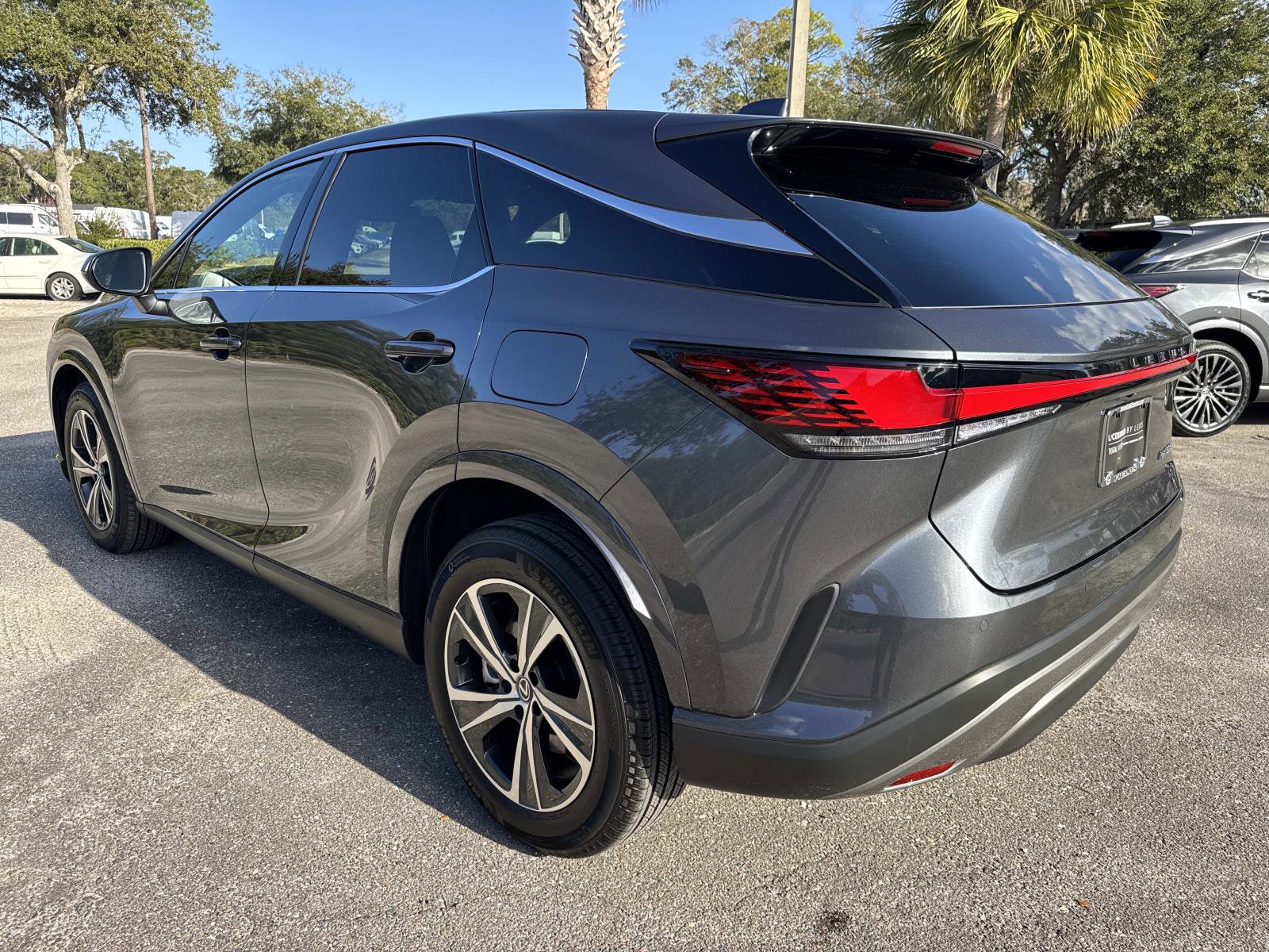 Used 2025 Lexus RX 350 FWD image 5