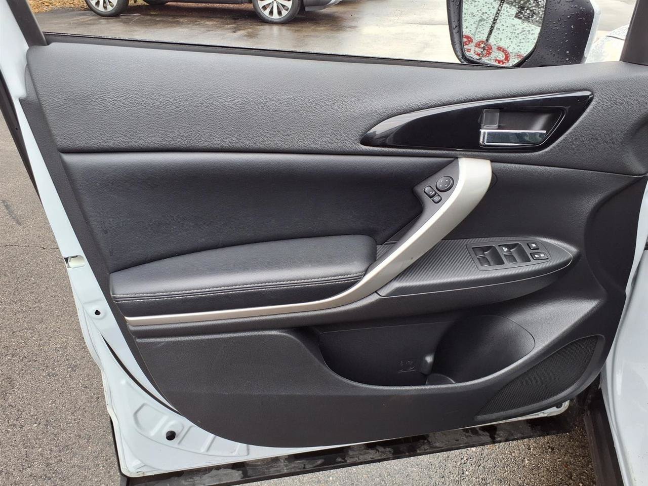 Used 2025 Mitsubishi Eclipse Cross SE AWD/4WD image 13