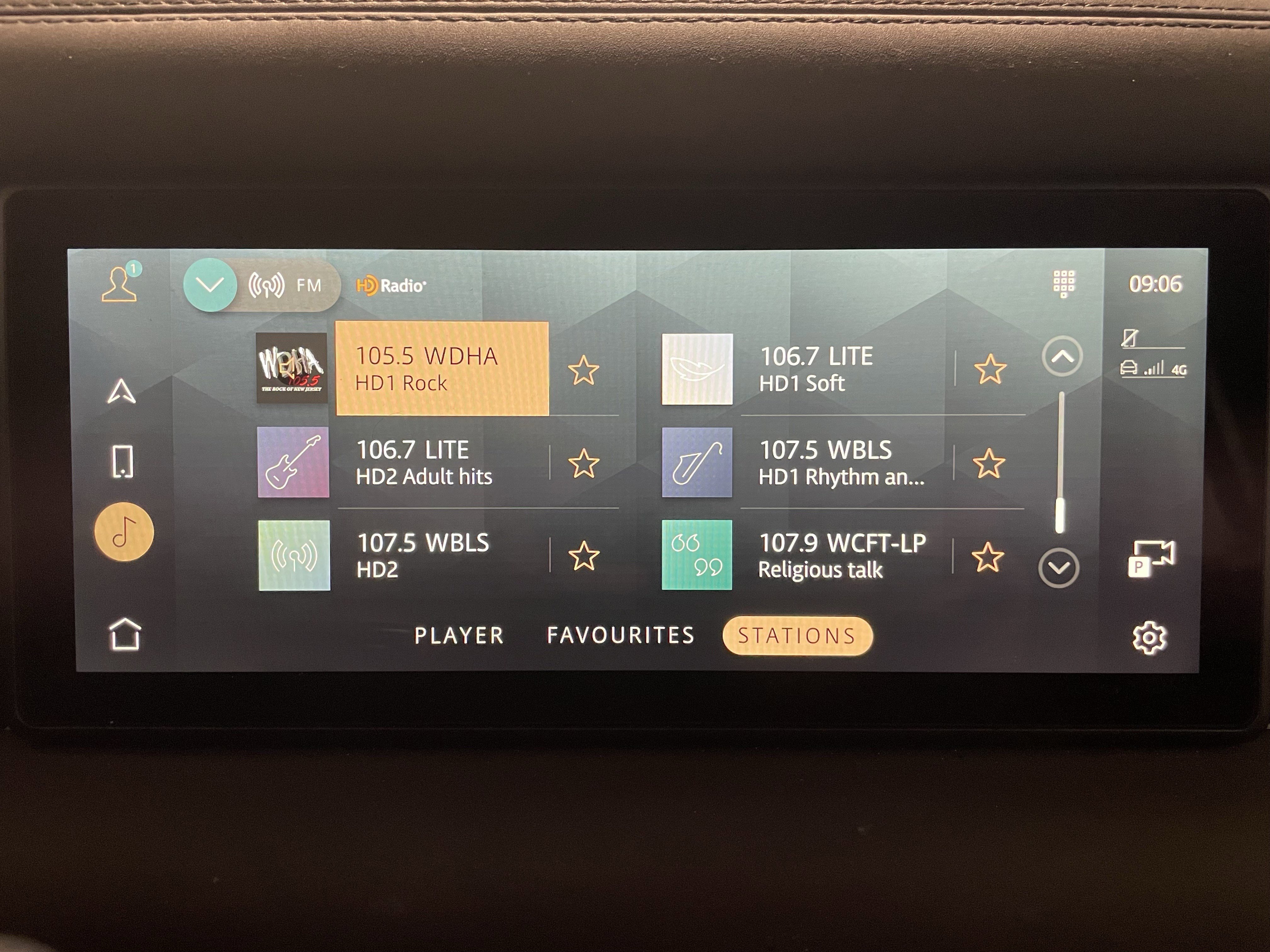 Used 2024 Land Rover Defender 110 S image 29