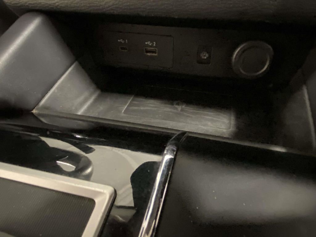 Used 2024 Mitsubishi Outlander SE image 21