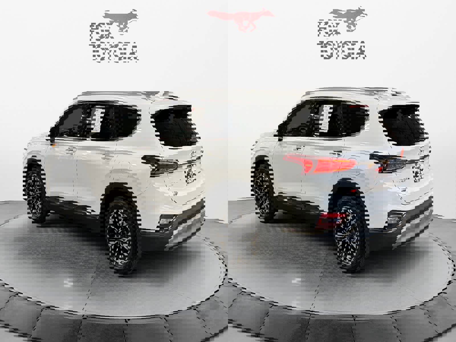 Used 2020 Hyundai Santa Fe Limited image 4