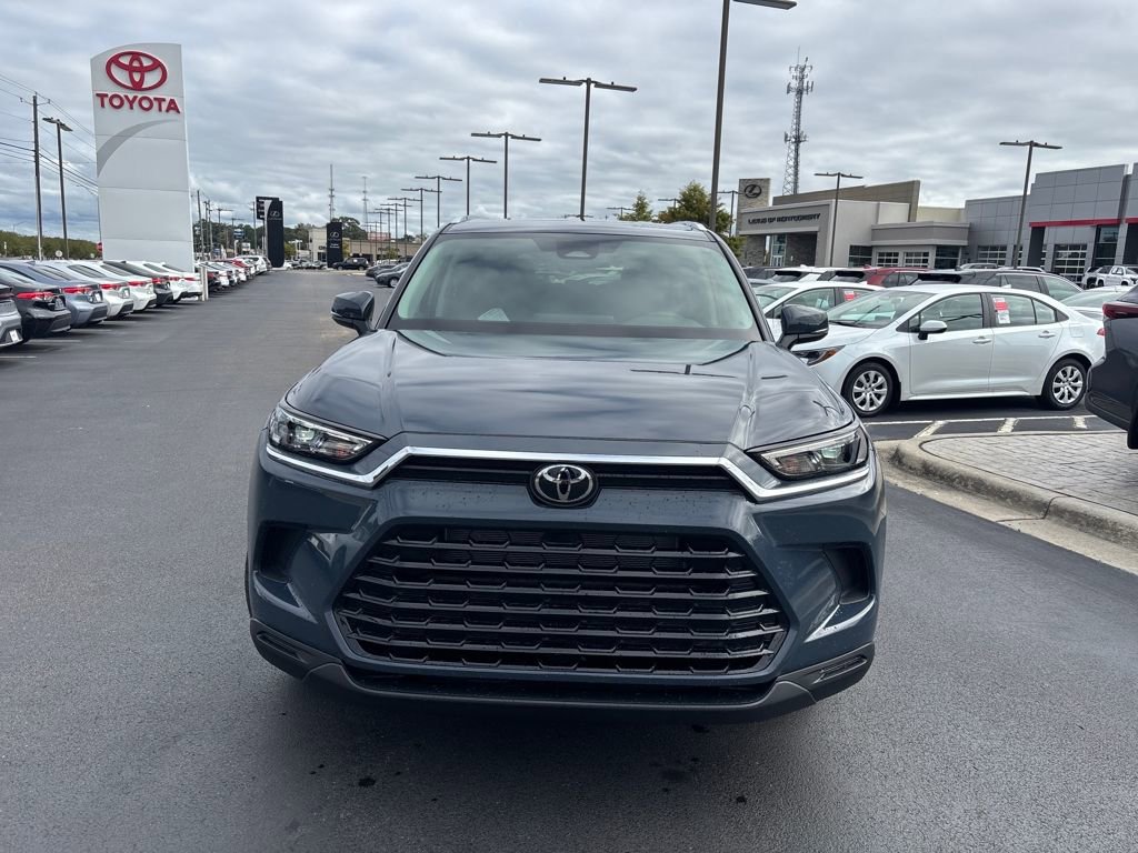 New 2026 Toyota Grand Highlander XLE image 8