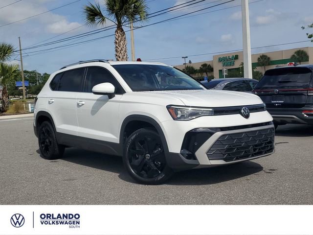 Used 2025 Volkswagen Taos SE w/ Panoramic Sunroof Package image 1