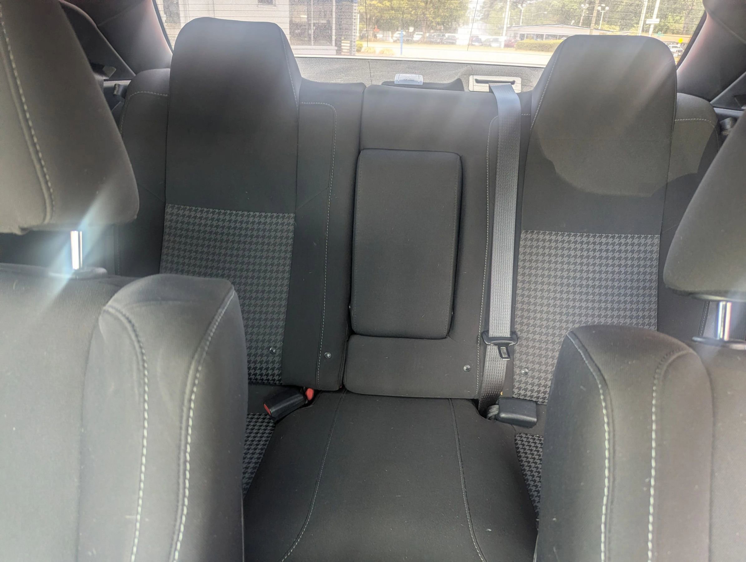 Used 2022 Dodge Challenger GT RWD image 18