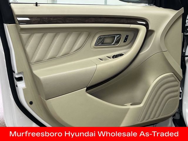 Used 2018 Ford Taurus Limited image 16
