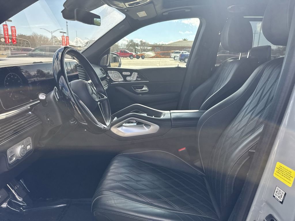 Used 2024 Mercedes-Benz Maybach GLS 600 4MATIC image 13