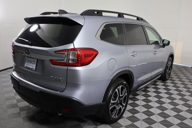 Used 2024 Subaru Ascent Limited image 8