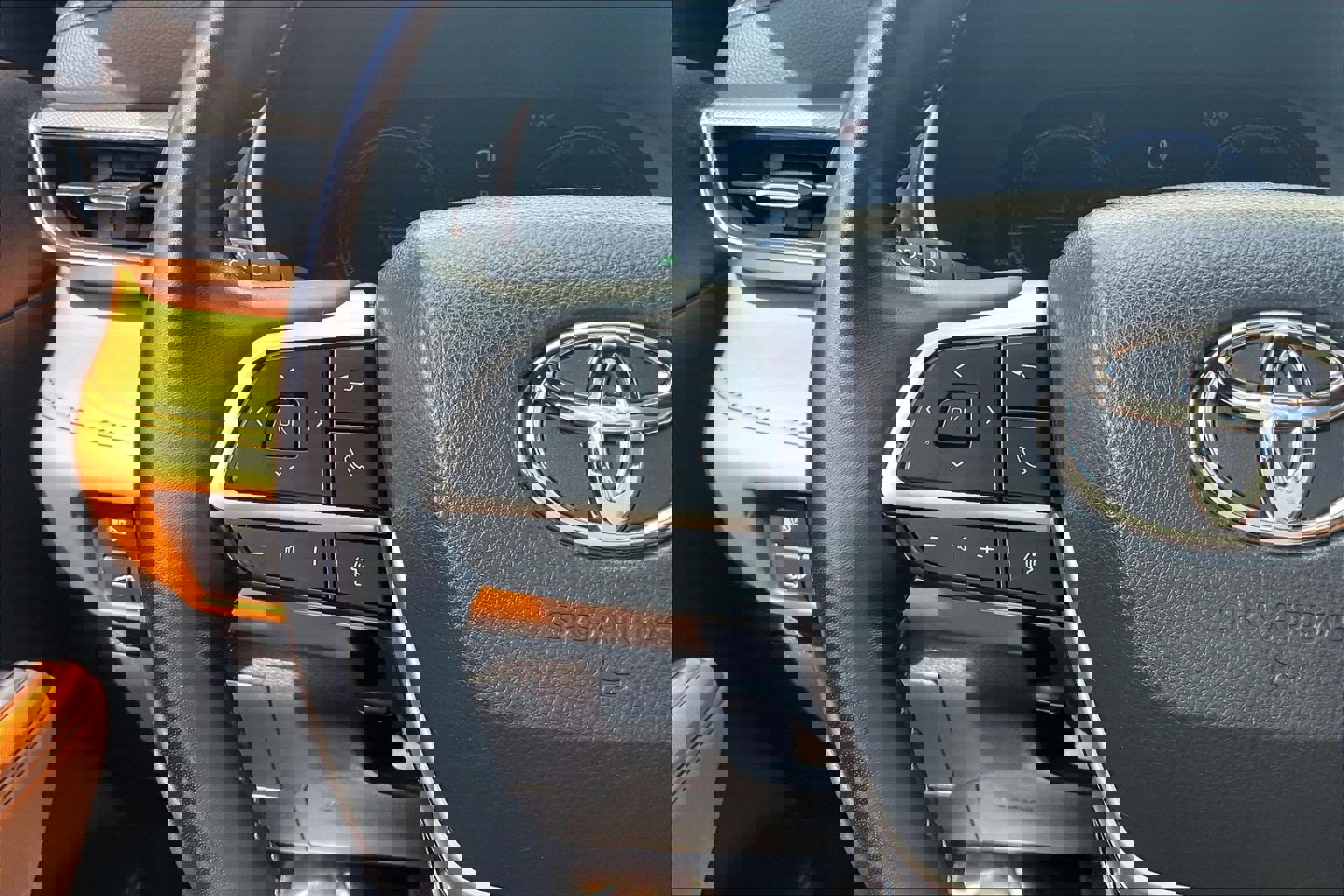 Used 2023 Toyota Highlander Platinum image 23