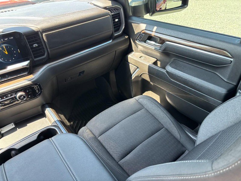 Used 2024 Chevrolet Silverado 2500 LT AWD/4WD image 15