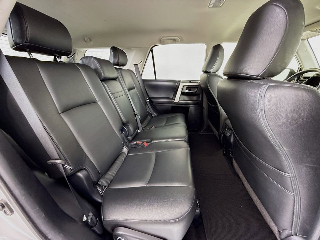 Used 2017 Toyota 4Runner SR5 image 25