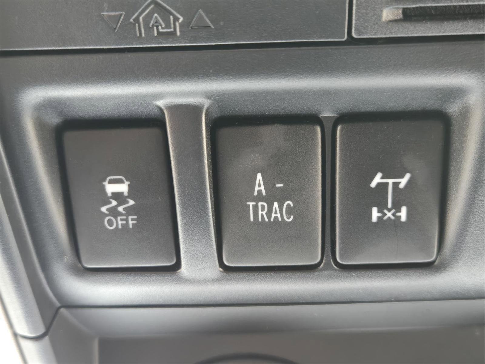Used 2021 Toyota 4Runner TRD Off-Road Premium AWD/4WD image 36