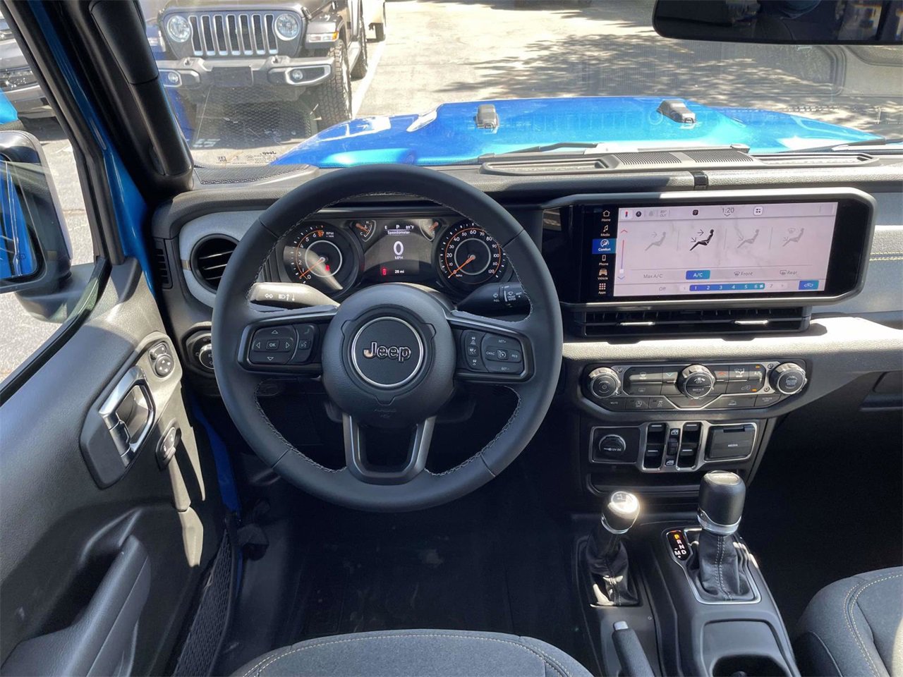 New 2025 Jeep Gladiator Sport image 11