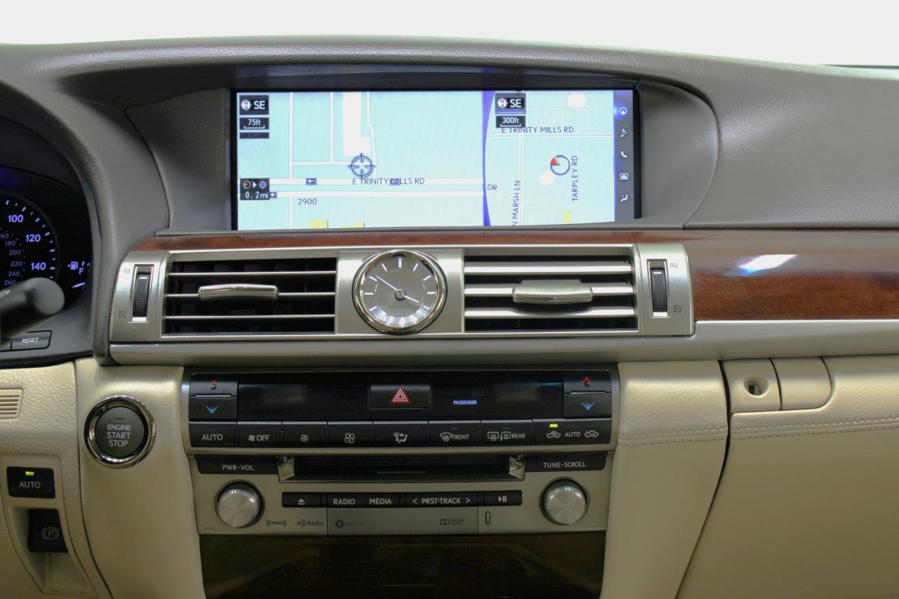 Used 2016 Lexus LS 460 w/ Comfort Package image 54