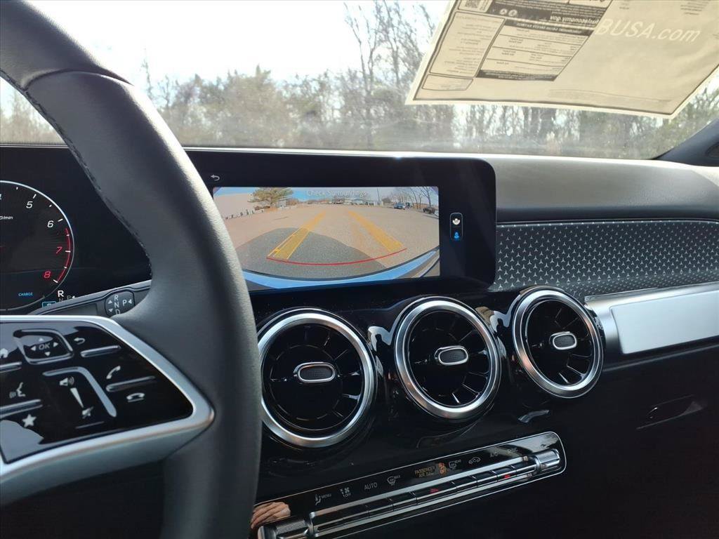 New 2026 Mercedes-Benz GLB 250 4MATIC image 16