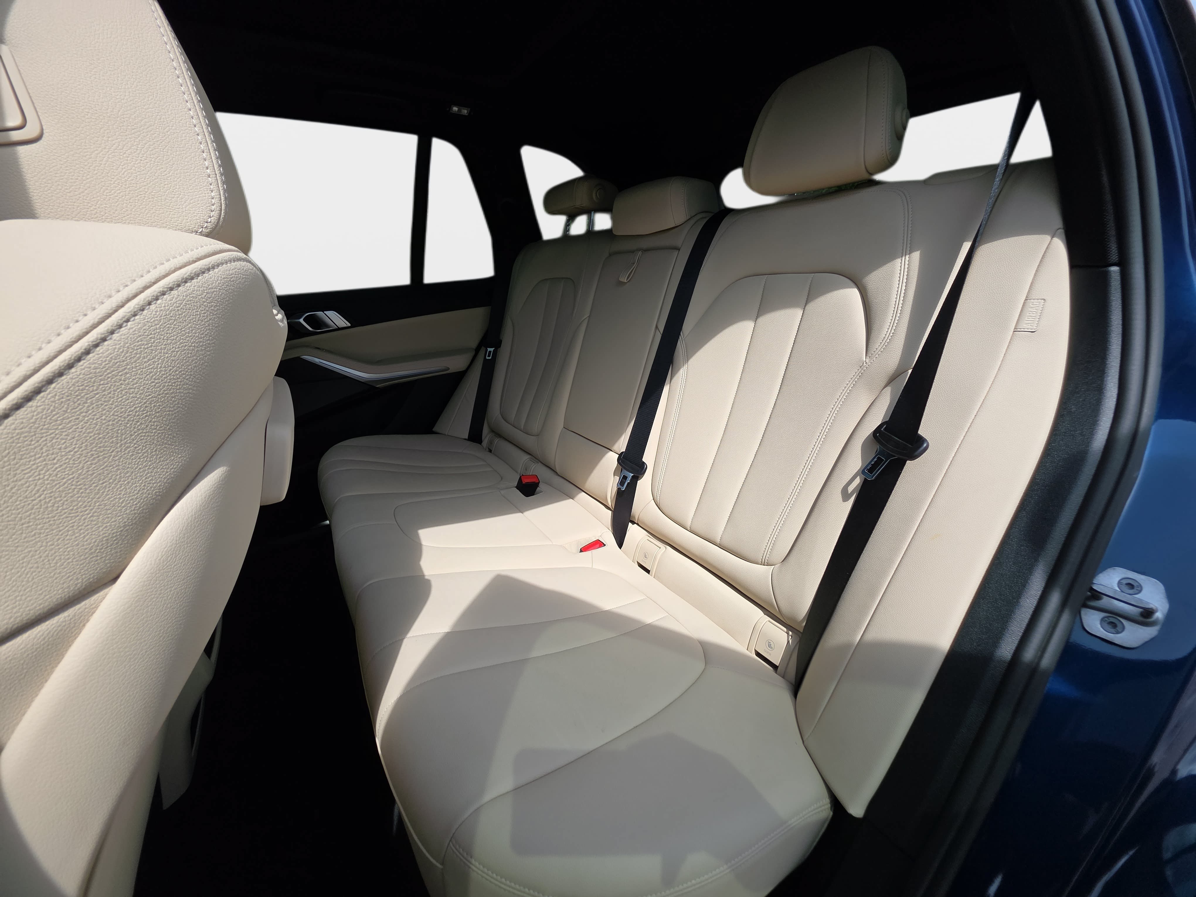 Used 2021 BMW X5 xDrive45e w/ Premium Package AWD/4WD image 14