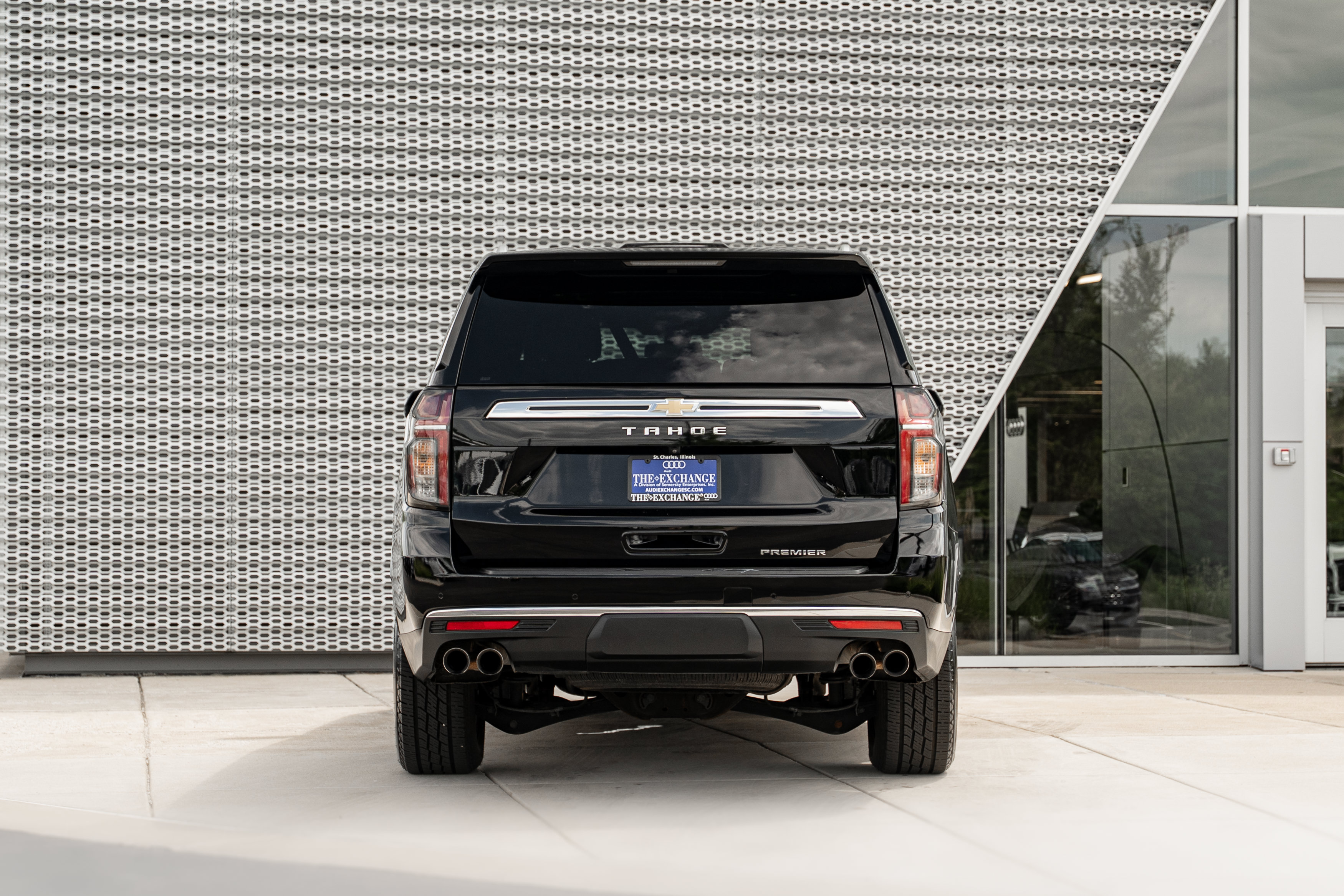 Used 2021 Chevrolet Tahoe Premier AWD/4WD image 28