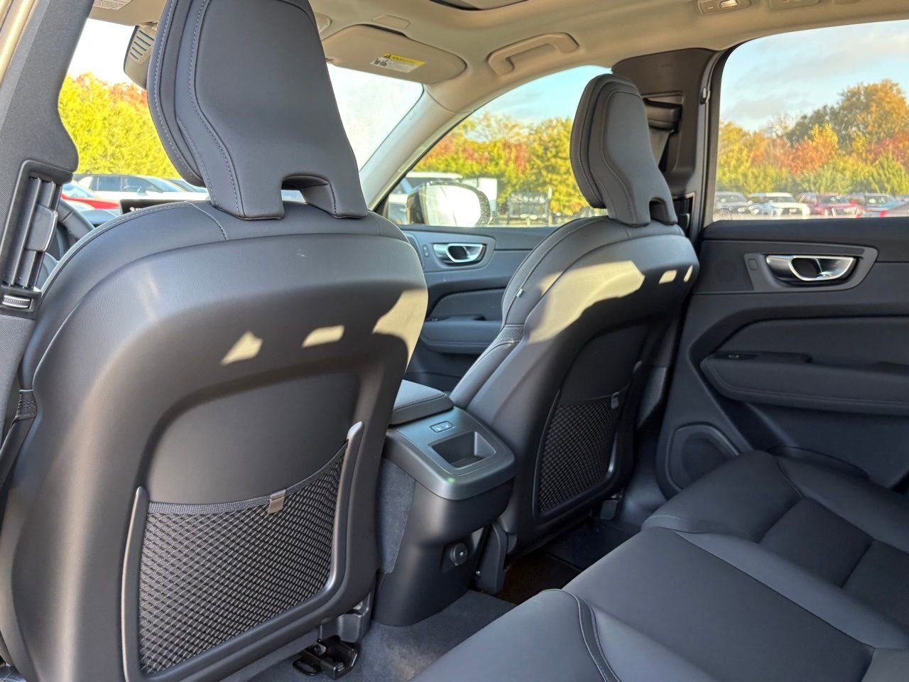 New 2026 Volvo XC60 B5 Plus w/ Protection Package Premier AWD/4WD image 21