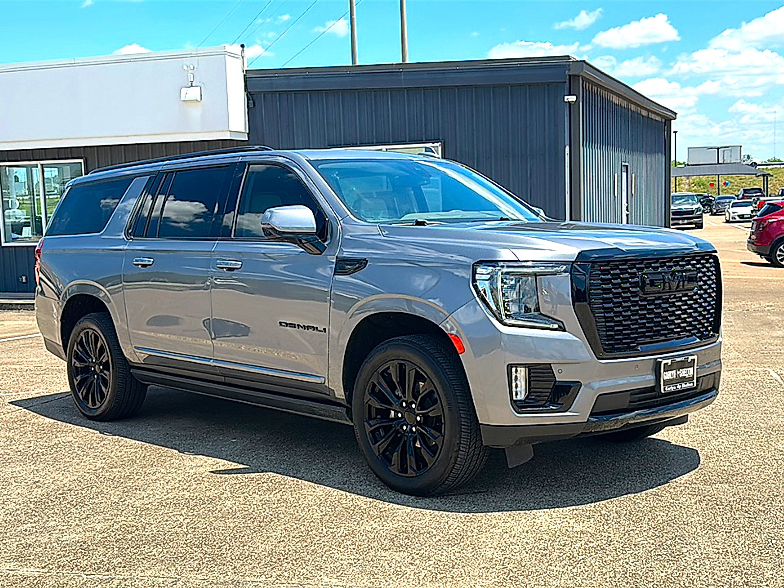 Used 2022 GMC Yukon XL Denali w/ Max Trailering Package AWD/4WD image 10