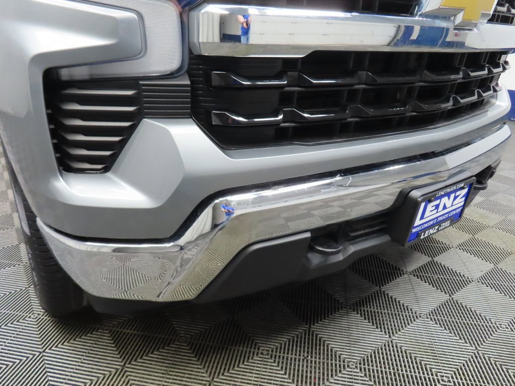 Used 2025 Chevrolet Silverado 1500 LT w/ Work Truck Package image 43