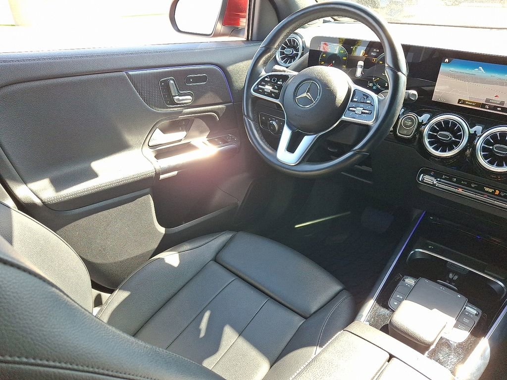 Used 2022 Mercedes-Benz GLA 250 4MATIC image 14