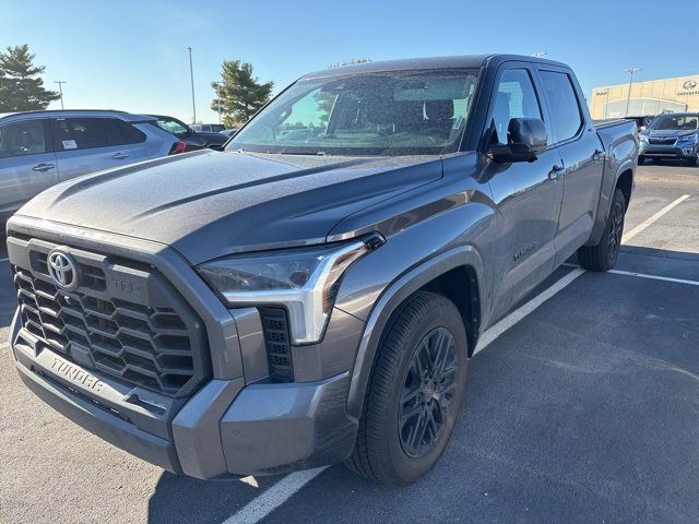 Used 2023 Toyota Tundra SR5 image 3
