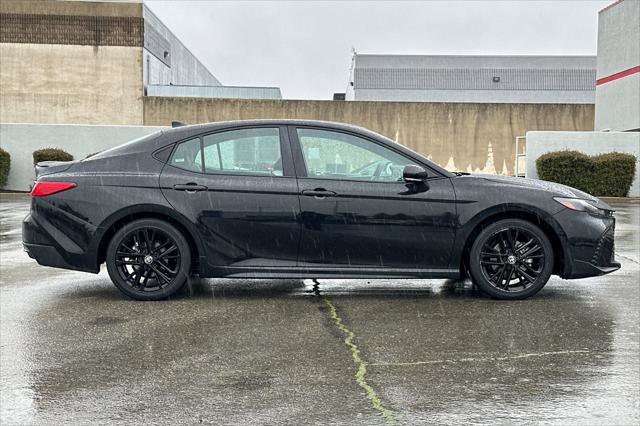 Certified 2025 Toyota Camry SE image 6