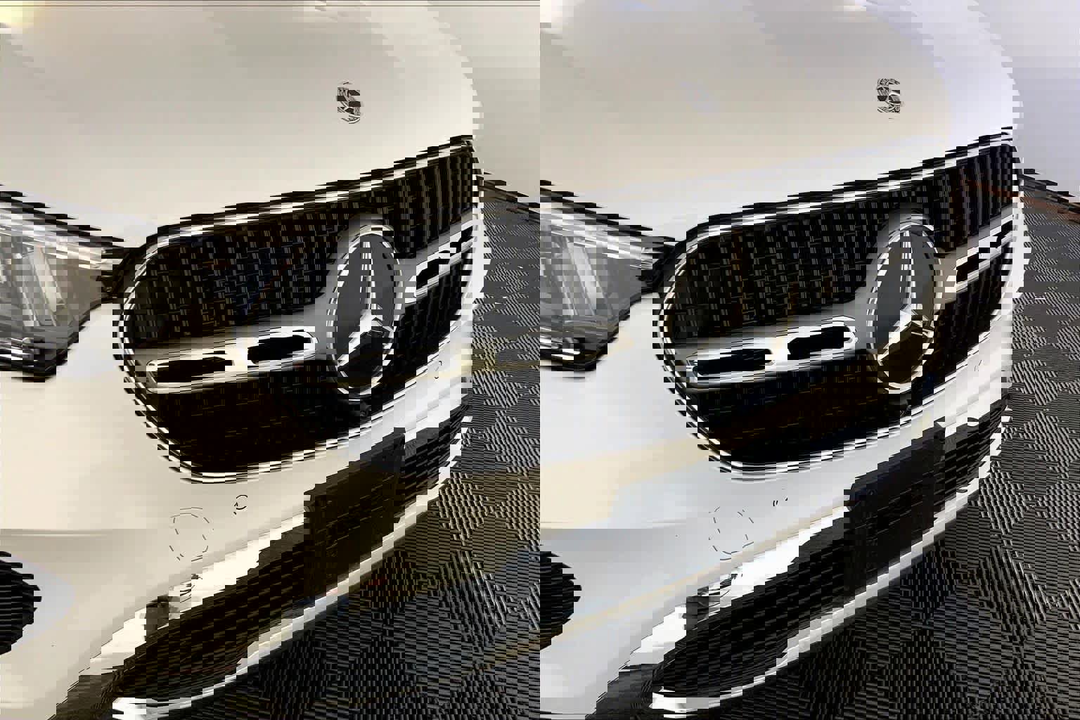 Certified 2026 Mercedes-Benz GLC 300 4MATIC image 32