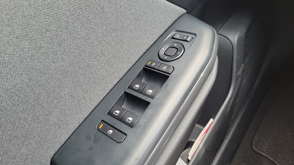 Used 2025 Kia K4 EX FWD image 19