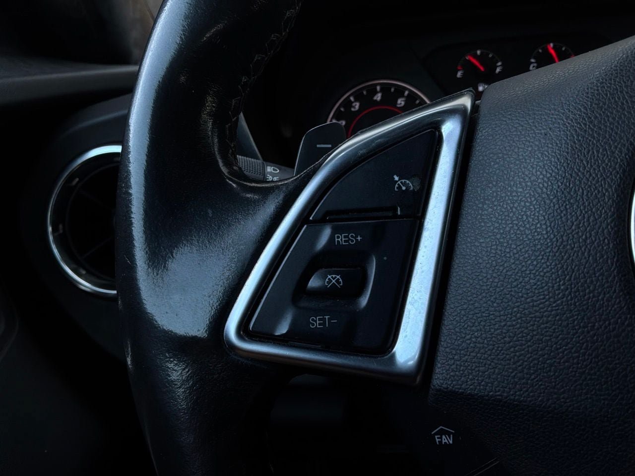 Used 2019 Chevrolet Camaro LT RWD image 36