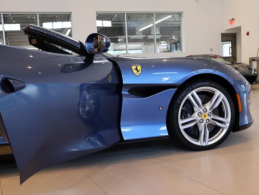 Certified 2020 Ferrari Portofino RWD image 53