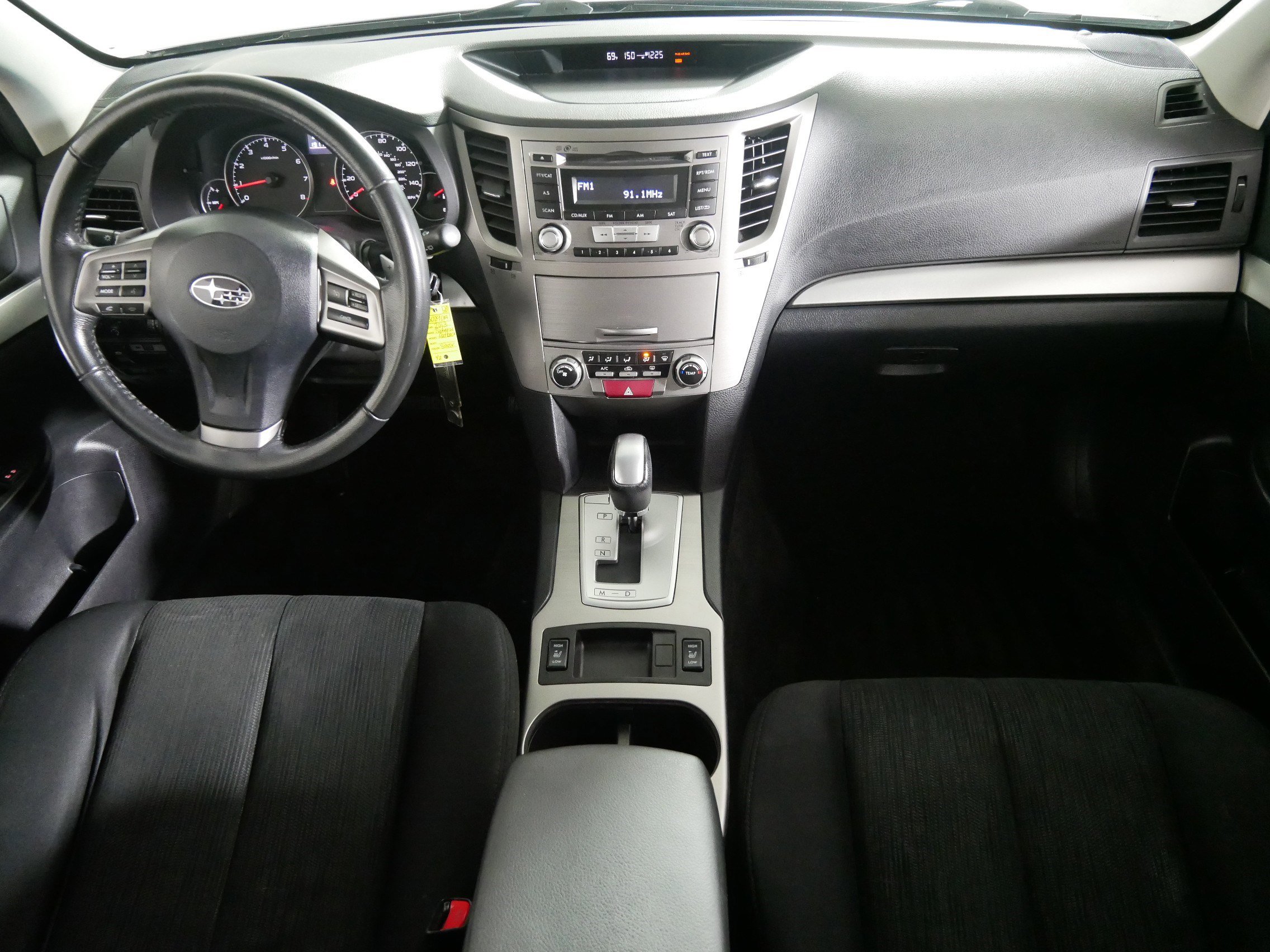 Used 2013 Subaru Outback 2.5i Premium AWD/4WD image 10