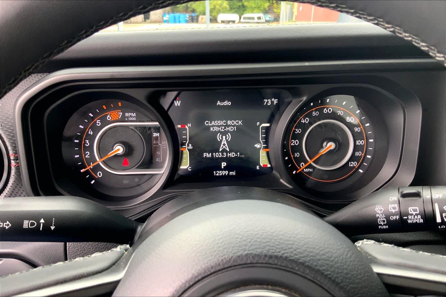 Used 2025 Jeep Wrangler Unlimited Rubicon AWD/4WD image 26