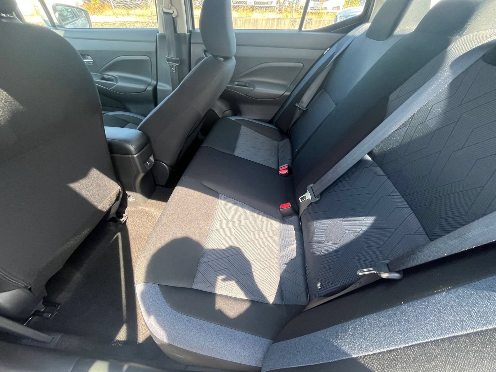 Used 2025 Nissan Versa SV FWD image 21