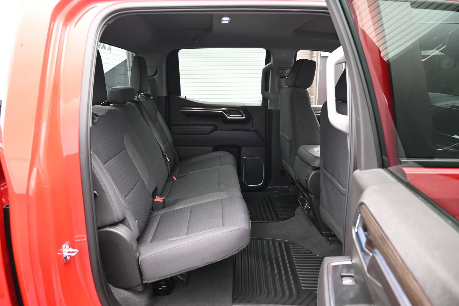 Used 2023 Chevrolet Silverado 1500 LT RWD image 12