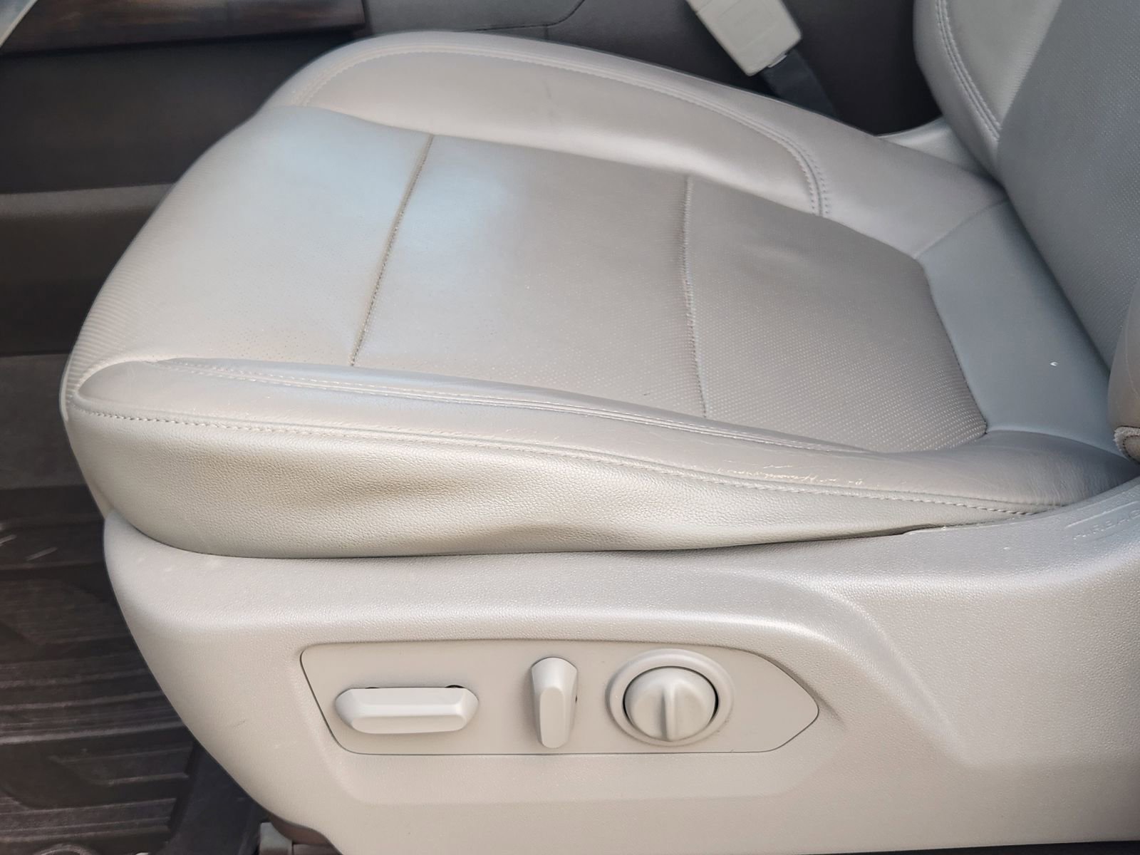 Used 2020 GMC Sierra 1500 SLT AWD/4WD image 29