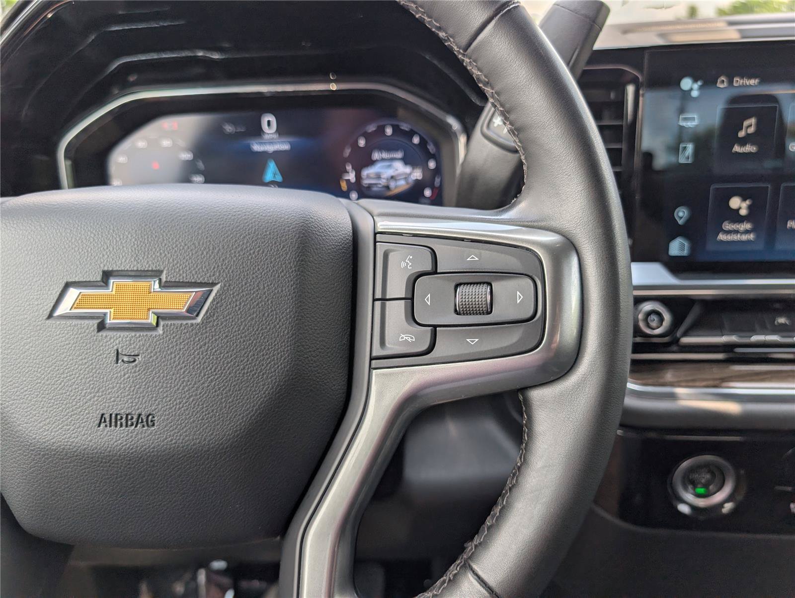 Used 2024 Chevrolet Silverado 1500 LT AWD/4WD image 23